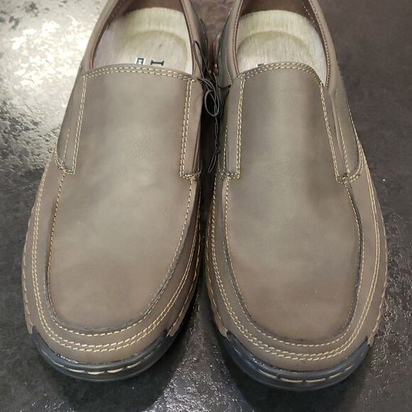 Izod shoes - Picture 2 of 7